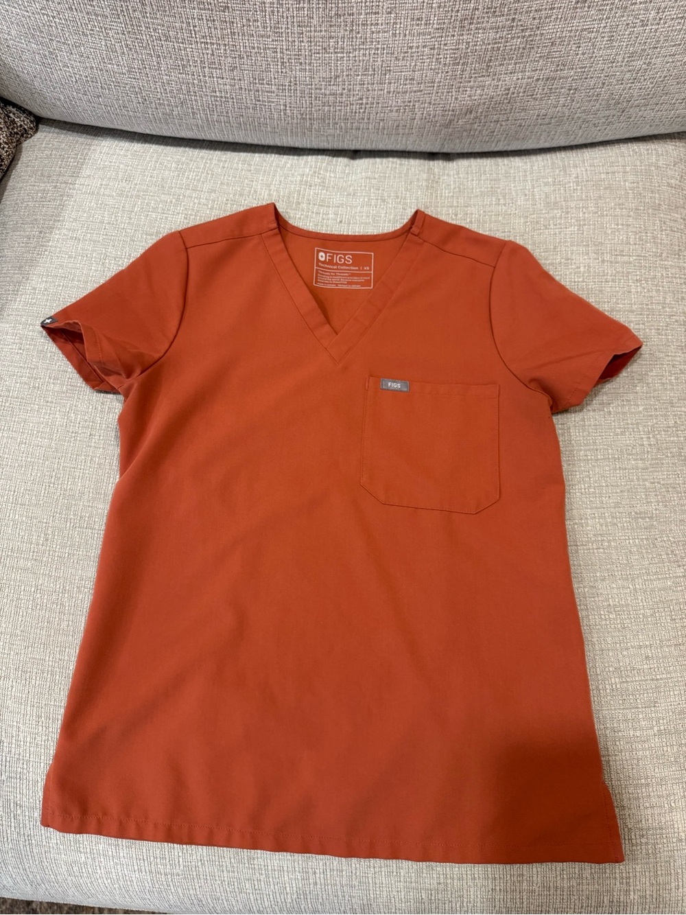 FIGS Women’s Scrub Top